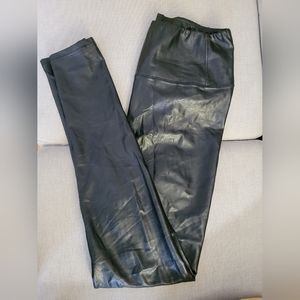 Wilfred Free Daria leggings